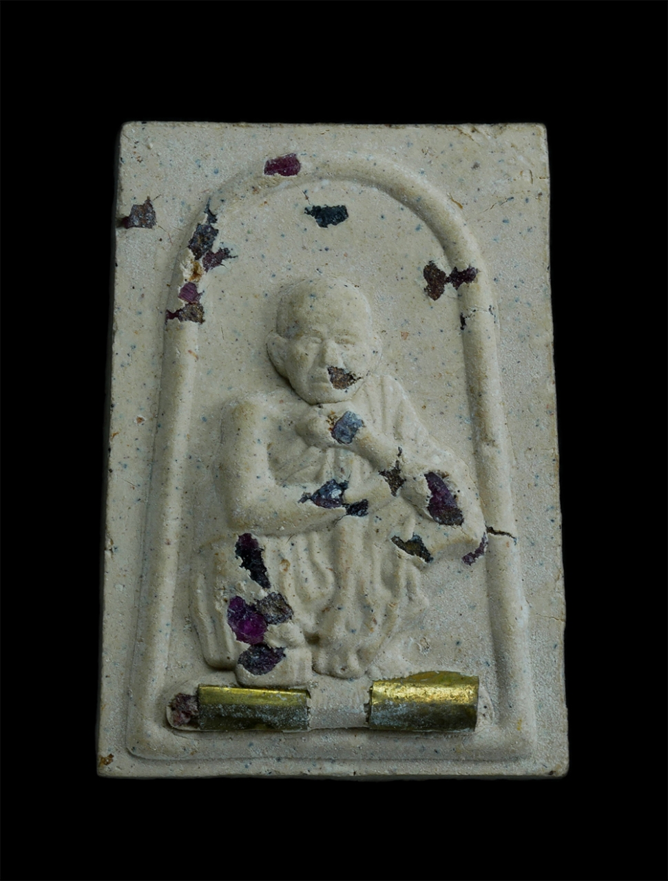 1.jpg - พระผงรูปเหมือนหลวงพ่อคูณ ปริสุทโธ คูณ 86 วัดบางไร่ อ.ด่านขุนทด จ.นครราชสีมา ปี2552 รุ่นฉลองพิพิธภัณฑ์ เนื้อผงพุทธคุณ ผงว่าน พิเศษฝังตะกรุดสาริกาคู่ โร [..] | https://kamulet.in.th