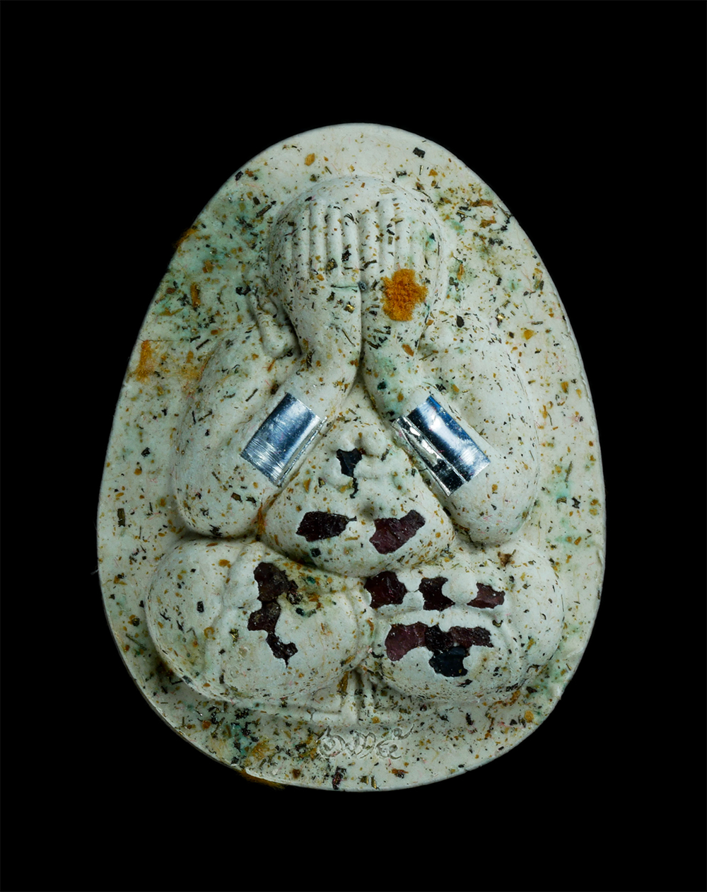 1.jpg - พระปิดตาจัมโบ้ รุ่นรวยเลื่อนยศ รวย รวย เนื้อขาวตะกรุดเงินคู่ ฝังพลอย จีวร ที่ระลึกสร้างศาลาการเปรียญ หลวงพ่อพัฒน์ ปุญญกาโม(พระราชมงคลวัชราจารย์) วัดห้ [..] | https://kamulet.in.th