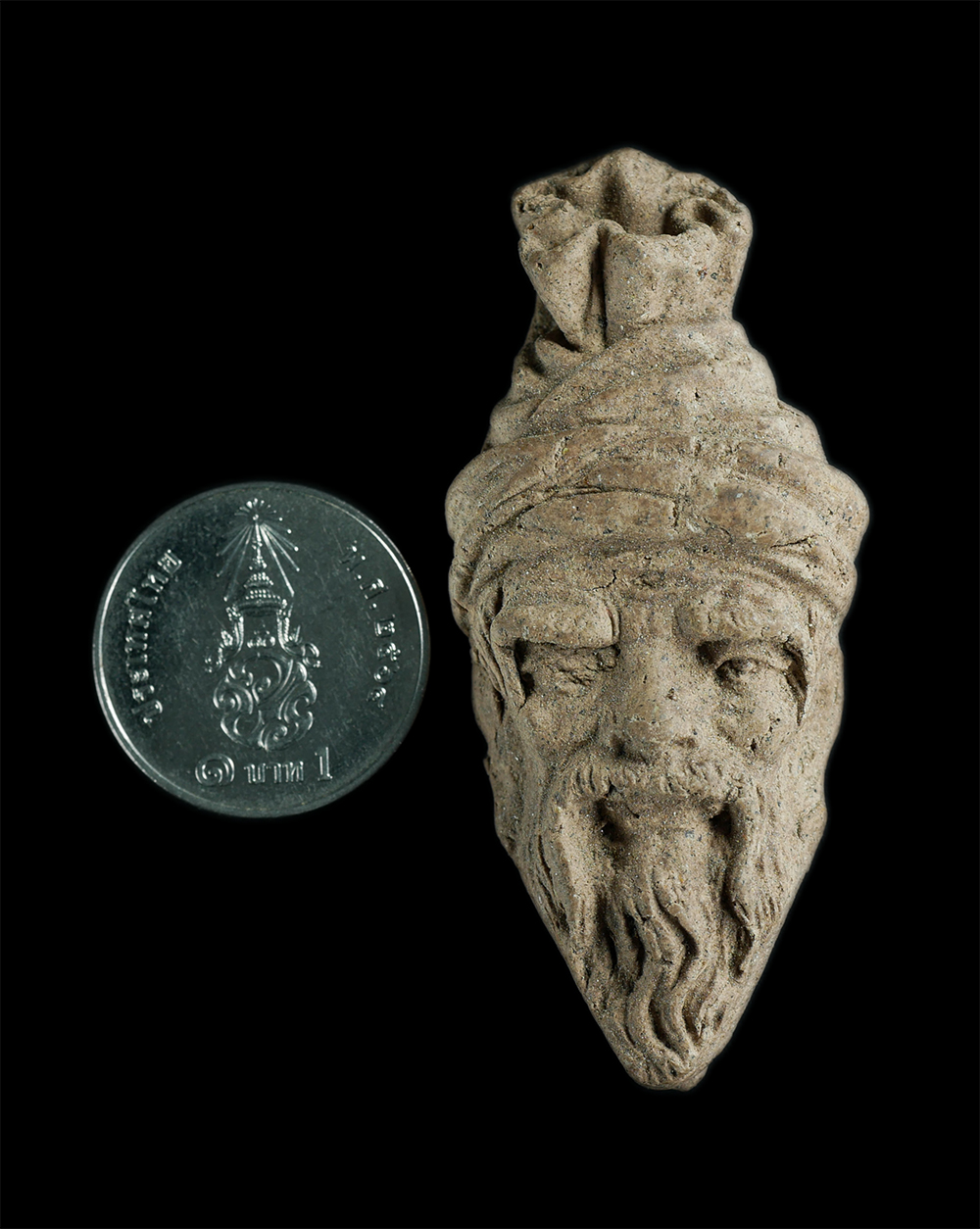 3.jpg - เศียรฤาษี เศียรพ่อแก่ เนื้อดินสวยเข็มขัง สร้างได้สวยงาม ด้านหลังฝังตะกรุดและติดจีวร น่าเก็บสะสมบูชา เพื่อความเป็นสิริมงคล | https://kamulet.in.th