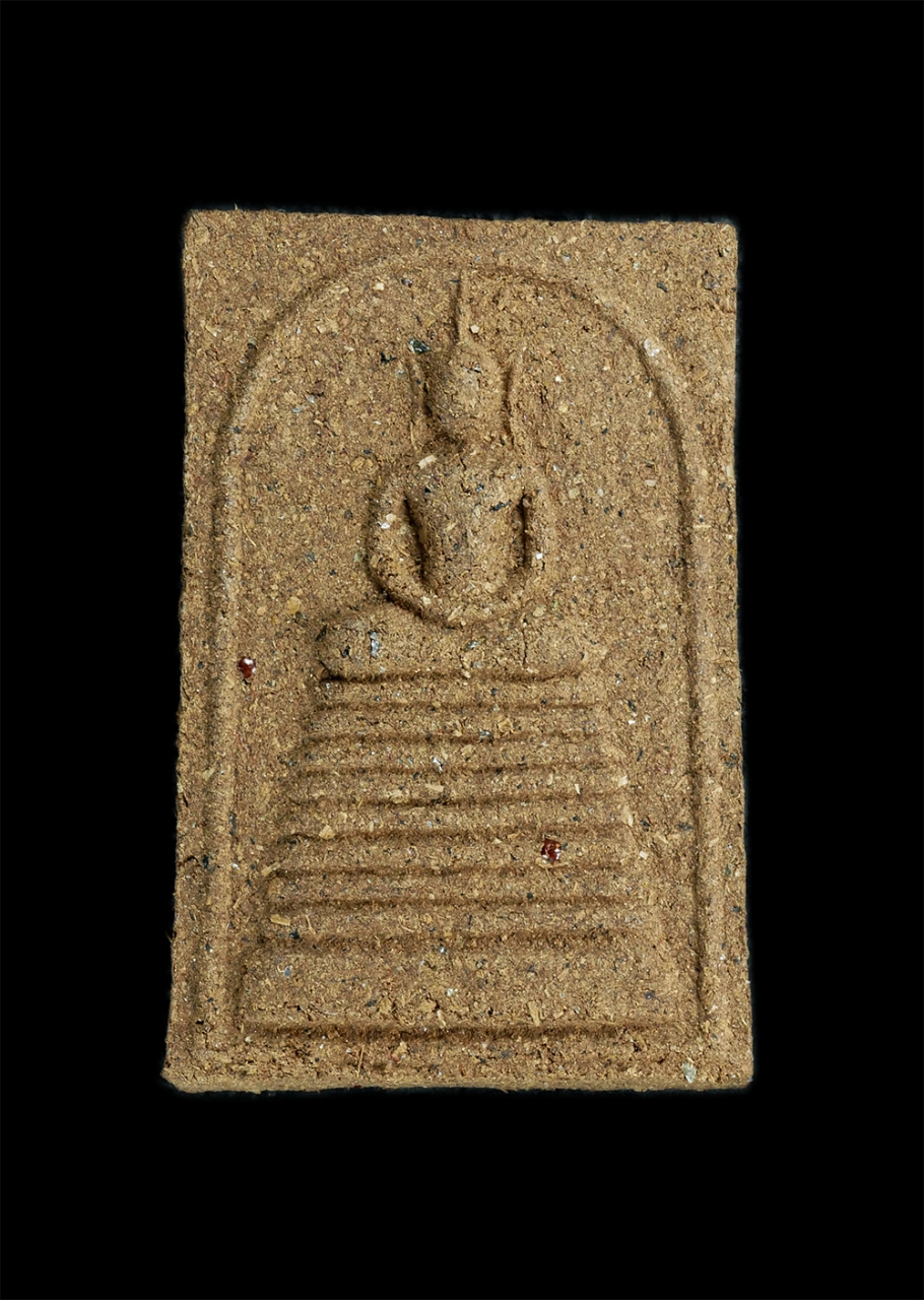 1.jpg - พระสมเด็จรุ่นแรก หลวงพ่อคำศรี(พระครูนพกิจโกศล) วัดหนองอีเห็น อ.ท่าม่วง จ.กาญจนบุรี หลังยันต์คู่ ปี2538 เนื้อผงพุทธคุณ ผสมว่าน มวลสารเก่า สมเด็จวัดระฆั [..] | https://kamulet.in.th