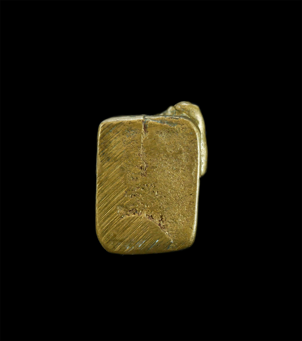 4.jpg - ชูชกมหาลาภ รุ่นรวยเพิ่มพูล วัดพระศรีรัตนมหาธาตุวรมหาวิหาร(วัดใหญ่) จ.พิษณุโลก ปี2550 มวลสารดีพิธีใหญ่ เนื้อทองเหลือง พระองค์เล็กพกติดตัวติดกระเป๋าตัง  [..] | https://kamulet.in.th