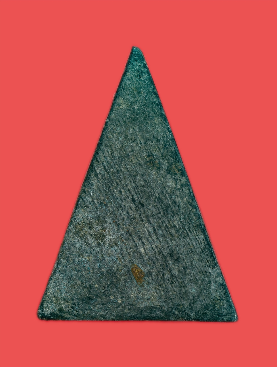 2.jpg - พระนางพญาหลังกาบหมาก เนื้อสีดำมีติดทองคำเปลวนิดหน่อหน้าและหลัง หลวงปู่ทาบ นครปุญฺโญ(พระครูอรรถโกศล) วัดกระบกขึ้นผึ้ง อ.บ้านค่าย จ.ระยอง ปี2505 | https://kamulet.in.th