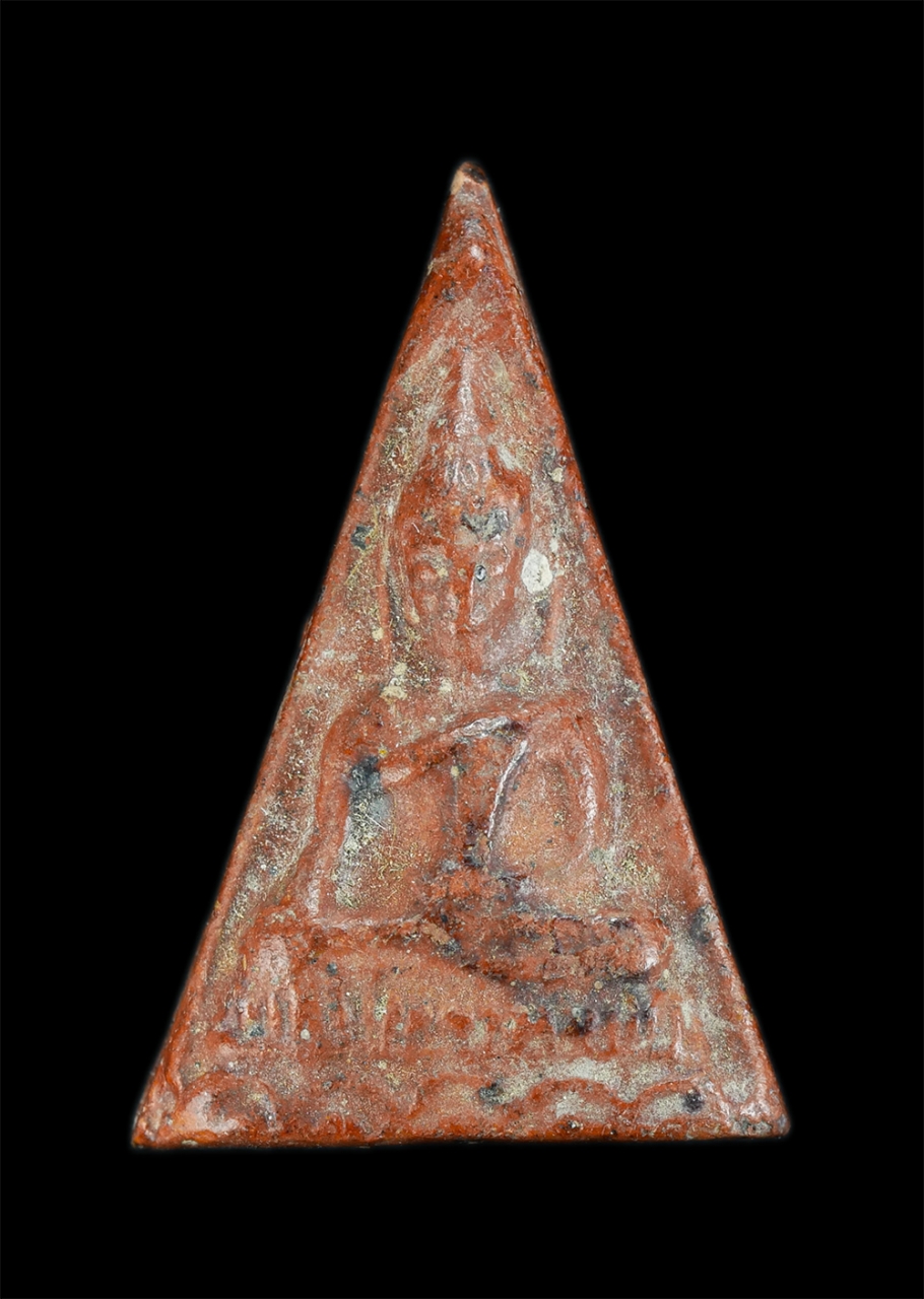 1.jpg - พระนางพญาหลังกาบหมาก เนื้อสีแดงน้ำตาลหายาก หลวงปู่ทาบ นครปุญฺโญ(พระครูอรรถโกศล) วัดกระบกขึ้นผึ้ง อ.บ้านค่าย จ.ระยอง ปี2505 | https://kamulet.in.th