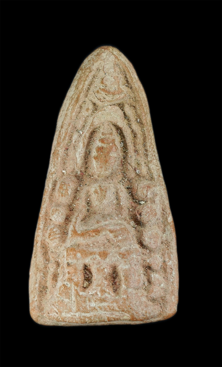 1.jpg - พระเลี่ยงกรุวัดดอนแก้วลําพูน เป็นหนึ่งในสุดยอดของพระสกุลลำพูนอีกหนึ่งพิมพ์ พุทธคุณเด่นในด้านปกป้องคุ้มภัยภยันอันตราย หลีกเลี่ยงทางอัปรีย์จัญไรป้องกันค [..] | https://kamulet.in.th