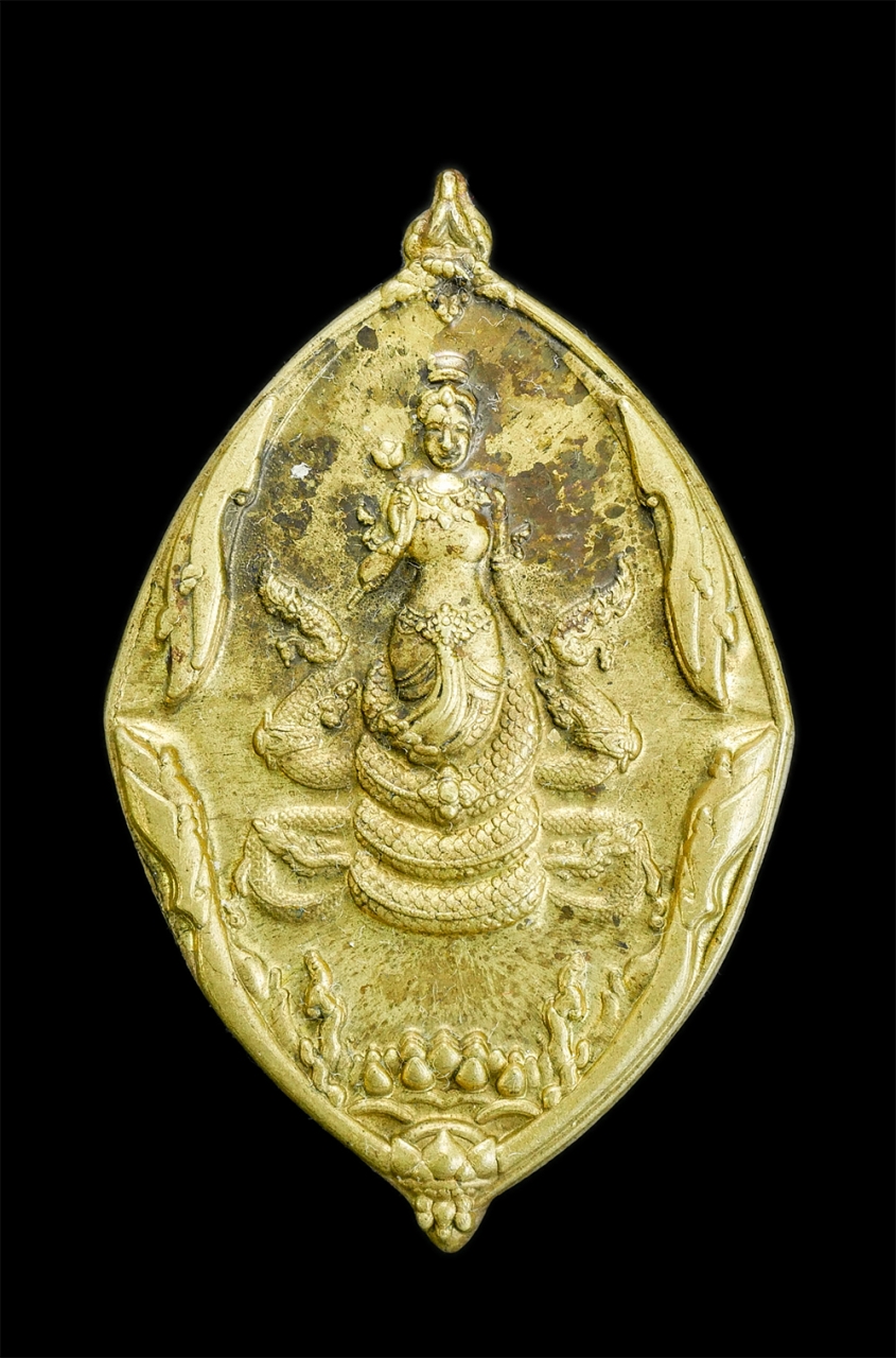 1.jpg - เหรียญแม่ย่าปทุมมา วังนาคินทร์คําชะโนด อ.บ้านดุง จ.อุดรธานี เนื้อทองเหลือง เหรียญเก่าสร้างได้สวยงาม พุทธคุณเมตามหานิยม โชคลาภดี น่าเก็บสะสมบูชา | https://kamulet.in.th