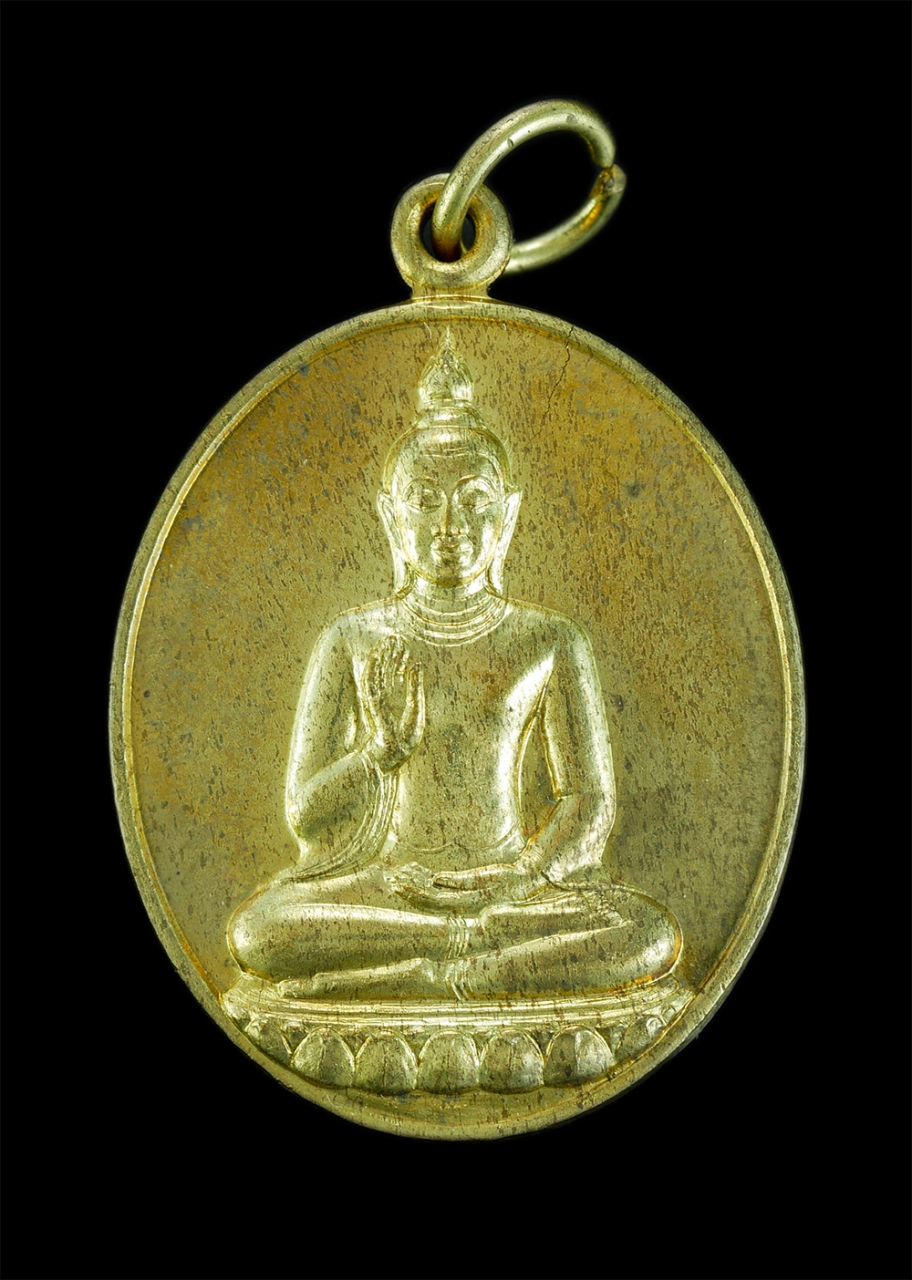 1.jpg - เหรียญพระพุทธมหามุนีศรีสาทร ณ.วิหารปฏิบัติธรรม วัดบรมสถล (วัดดอน) เขตสาทร กทม.ฯ สร้างปี 2555 ที่ระลึกในงานเททองหล่อ เนื้อทองทิพย์ พร้อมกล่องเดิมๆ | https://kamulet.in.th