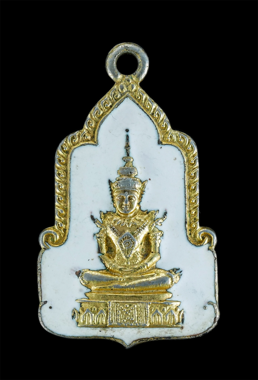 1.jpg - เหรียญพระแก้วมรกต เนือกะไหล่ทองลงยา พื้นขาว พระเก่าสวย  | https://kamulet.in.th