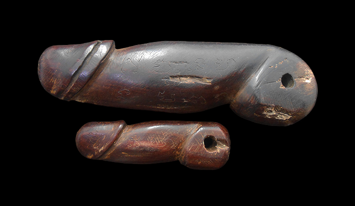 2.jpg - ปลัดขิกไม้เก่า จารเก่าสวยๆ 2องค์ ขนาดเล็กใหญ๋ | https://kamulet.in.th