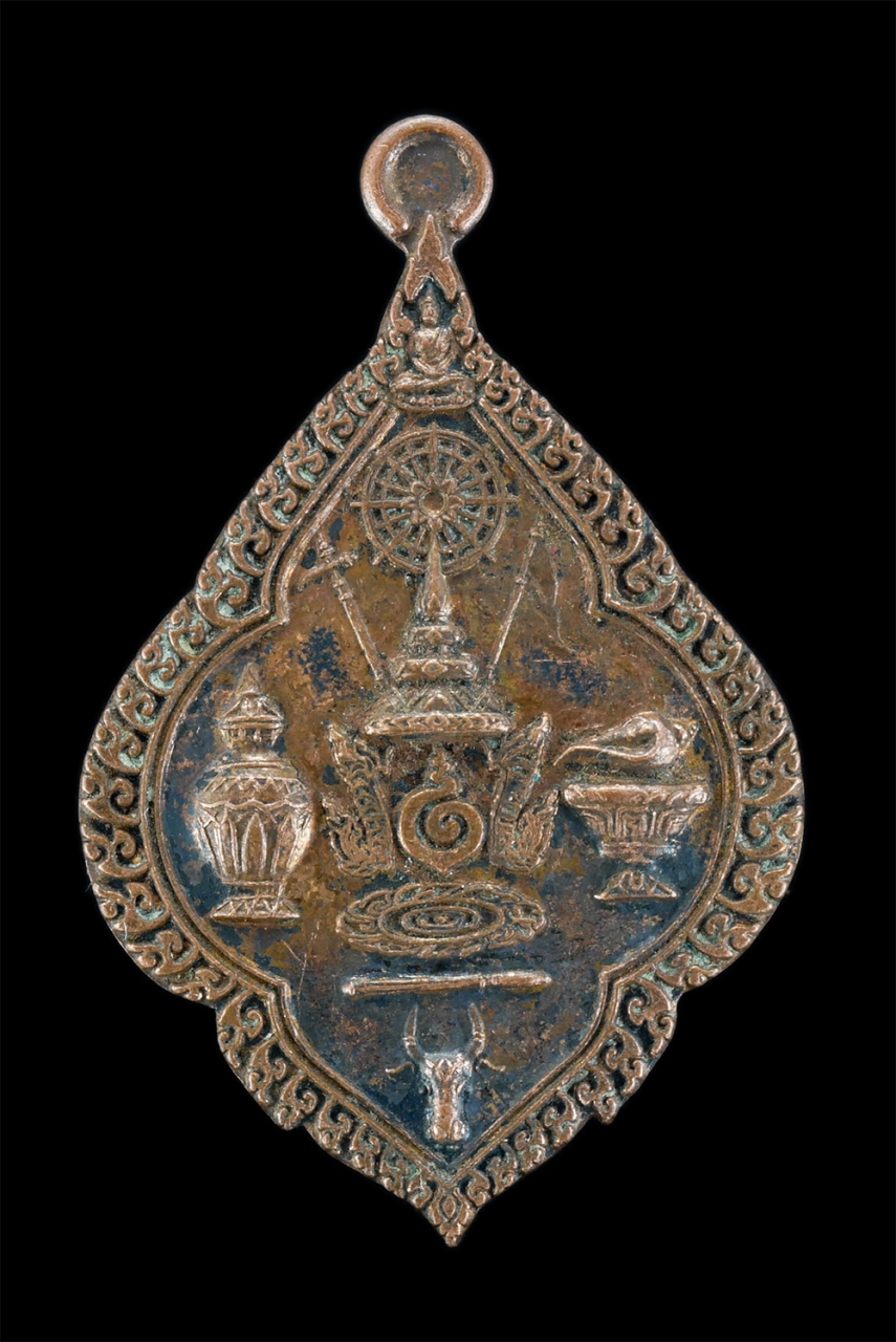 1.jpg - เหรียญมงคล8ประการ มหามงคล ลาภยศ รุ่งเรืองสุข เหรียญสร้างได้สวยงามเข้มขัง แก้อาถรรพ์ขับไล่สิ่งไม่ดีสิ่งชั่วร้าย ปลุกเสกเข้มข้นทั้งพิธีพราหมณ์และพุทธ โด [..] | https://kamulet.in.th