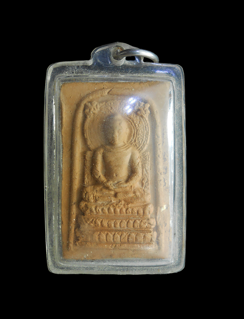 1.jpg - พระคันธราช เนื้อดิน แม่ชีบุญเรือน วัดสารนาถธรรมราม อ.แกลง จ.ระยอง พิธีพุทธาภิเษกในปี พ.ศ.2506  ปลุกเสกโดยพ่อแม่ครูอาจารย์สายท่านพระอาจารย์มั่น ภูริตทั [..] | https://kamulet.in.th