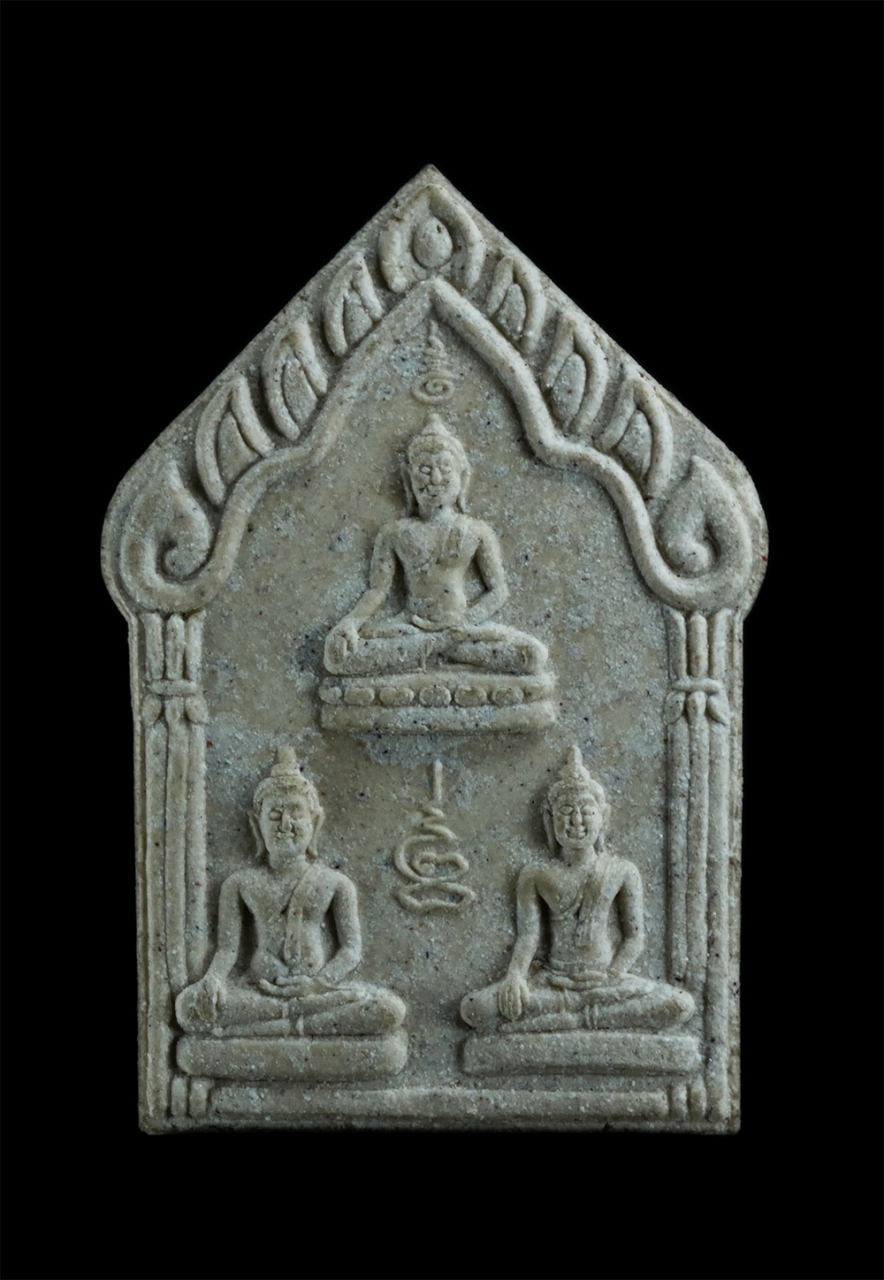 1.jpg - พระขุนแผน สมเด็จสามพี่น้อง หลวงพ่อวัลลภ ญาณวโร วัดรชตคีรี อ.ภูเวียง จ.ขอนแก่น ปี 2555 เนื้อผงพุทธคุณ ผงว่าน พระเก่าสวย สร้างน้อยหายาก พร้อมกล่องเดิมๆ  [..] | https://kamulet.in.th