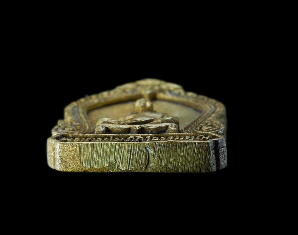 3.jpg - เหรียญหล่อหลวงปู่ผ่อง อาภสฺสโร(พระครูประภัศร์ธรรมคุณ) วัดบางหลวง จังหวัดนครปฐม รุ่นสร้างมณฑป ปี2536 เนื้อทองผสม ตอกโค๊ต พระเก่าสวย มวลสารดี พิธีใหญ่ น [..] | https://kamulet.in.th