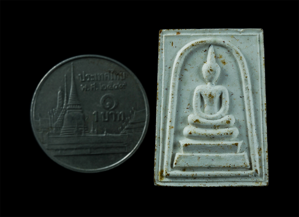 3.jpg - พระสมเด็จหลังรูปเหมือนหลวงปู่บุดดา ถาวโร แซยิด98ปี พ.ศ.2536 วัดกลางชูศรีเจริญสุข จ.สิงห์บุรี เนื้อผงพุทธคุณ ผงวา่น พระเก่าสวย มวลสารดี พร้อมซองเดิมๆ น [..] | https://kamulet.in.th