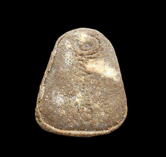 2.jpg - พระปิดตาหลวงพ่อชื่น สุจิตโต (พระครูพิพิธวรญาณ) วัดมาบข่า อ.นิคมพัฒนา จ.ระยอง เนื้อผงพุทธคุณ ผงว่านผสมชากหมาก ปี2520 สร้างน้อยหายาก | https://kamulet.in.th