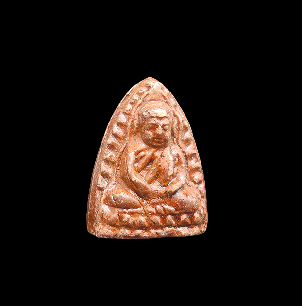 1.jpg - พระผงเนื้อดิน หลวงปู่ทาบ วัดกระบกขึ้นผึ้ง อ.บ้านค่าย จ.ระยอง พิมพ์หลวงพ่อโต ปี2505(มีพระ 3 องค์) | https://kamulet.in.th