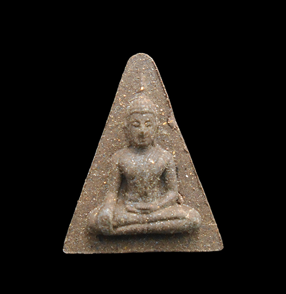 1.jpg - พระนางพญา หลวงพ่อแย้ม วัดสามง่าม จ.นครปฐม รุ่น 43 เกศา พระสุปฏิปันโน ปี2543 พระเก่าสวยมวลสารดีมาก พร้อมซองเดิมๆ น่าเก็บสะสม | https://kamulet.in.th