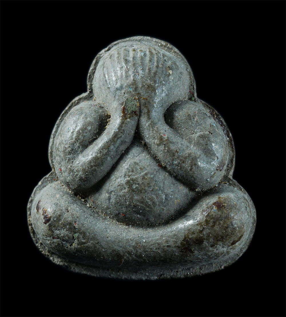 1.jpg - พระปิดตา หลังหนุมานเชิญธง หลวงปู่เกลี้ยง วัดเนินสุทธาวาส จ.ชลบุรี เจดีย์มิ่งโมลี เนื้อผงพุทธคุณ ผงว่าน พระเกจิดังต้นตำรับ หนุมานชาญสมร วัตถุมงคลของท่า [..] | https://kamulet.in.th