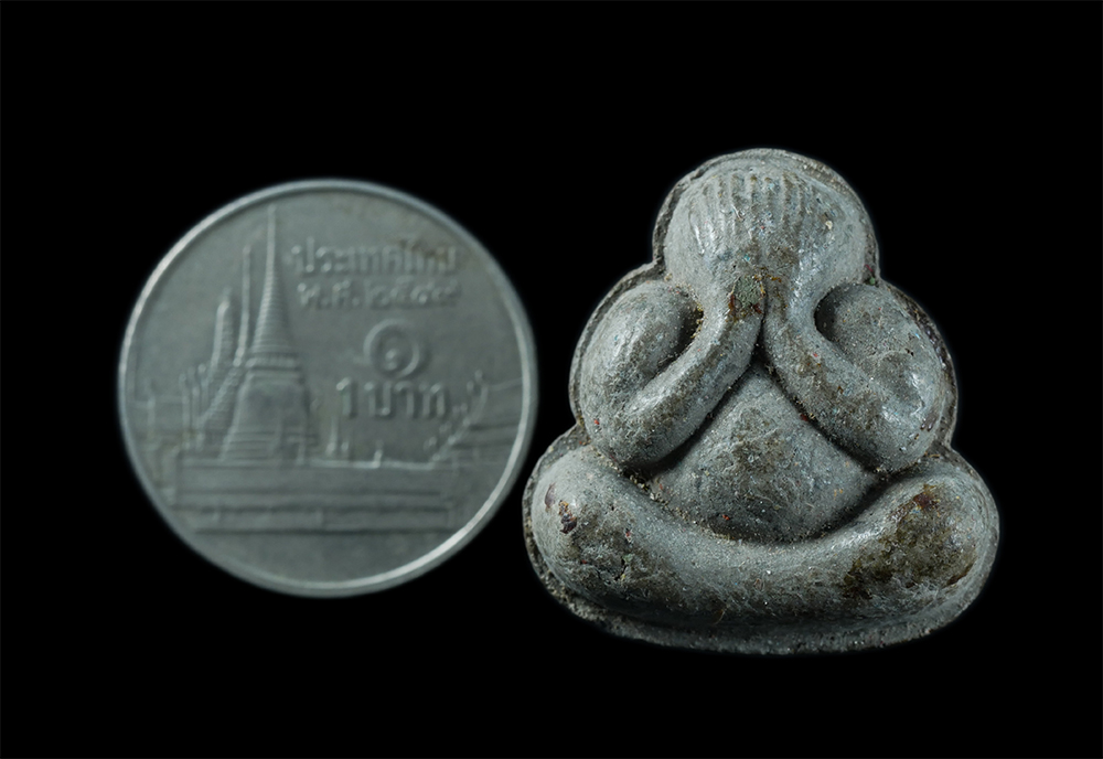 3.jpg - พระปิดตา หลังหนุมานเชิญธง หลวงปู่เกลี้ยง วัดเนินสุทธาวาส จ.ชลบุรี เจดีย์มิ่งโมลี เนื้อผงพุทธคุณ ผงว่าน พระเกจิดังต้นตำรับ หนุมานชาญสมร วัตถุมงคลของท่า [..] | https://kamulet.in.th