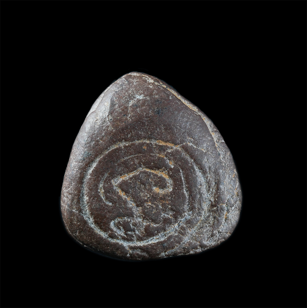 2.jpg - พระปิดตาเนื้อผงเก่า หลังยันต์ นะ ไม่ทราบที่ | https://kamulet.in.th