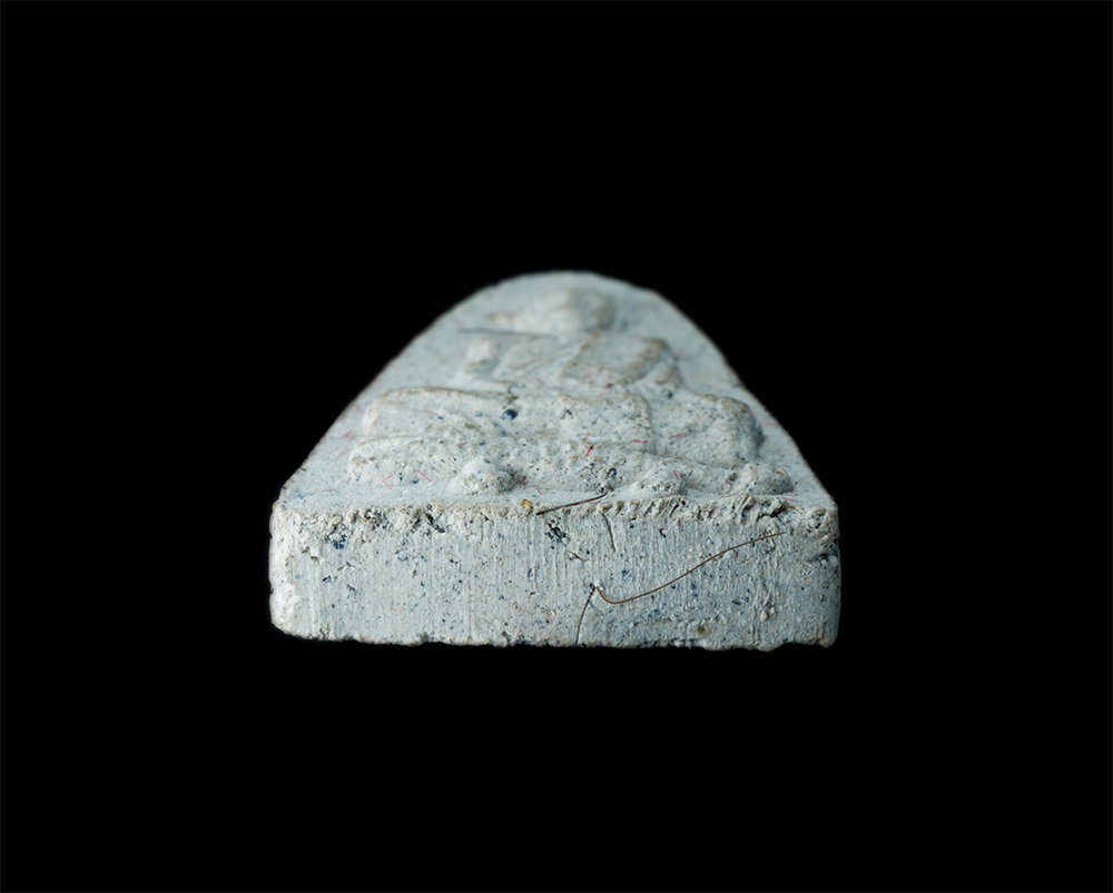 3.jpg - พระผงรูปเหมือนหลวงพ่อสำรวย เตชธมโม รุ่น 1 ขี่จรเข้ วัดเขาเข้เทพนิมิตวนาราม อ.ไทรโยค จ.กาญจนบุรี เนื้อผงพุทธคุณ ผงว่านผสมเกศา พระเก่า มวลสารดี มีเกศาหล [..] | https://kamulet.in.th