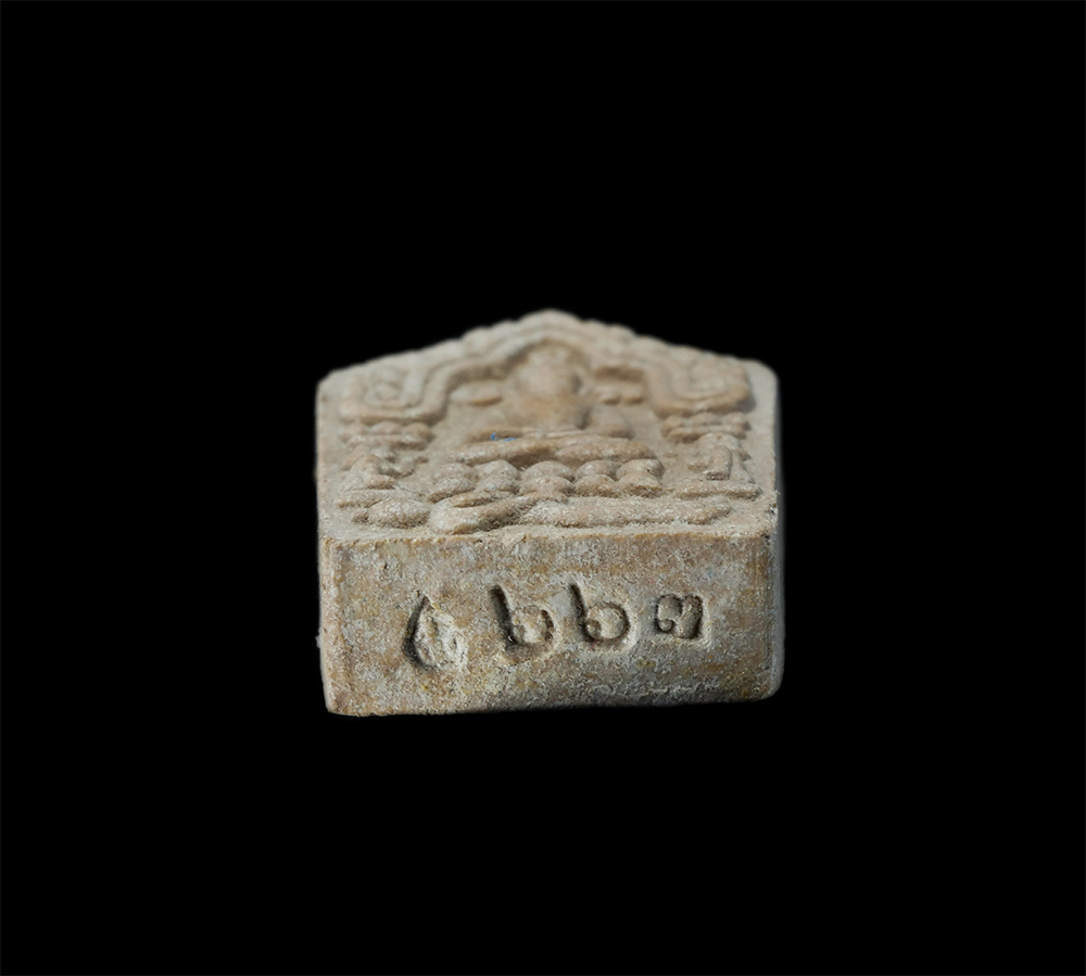 3.jpg - พระขุนแผน รุ่นยอดขุนพลบ้านค่าย วัดอ่างแก้ว อ.บ้านค่าย จ.ระยอง 26 มกราคม 2556 ผงพุทธคุณผสมผงพรายกุมาร มวลสารอาถรรพณ์ขนานแท้และดั้งเดิมมากมายหลายอย่าง ห [..] | https://kamulet.in.th