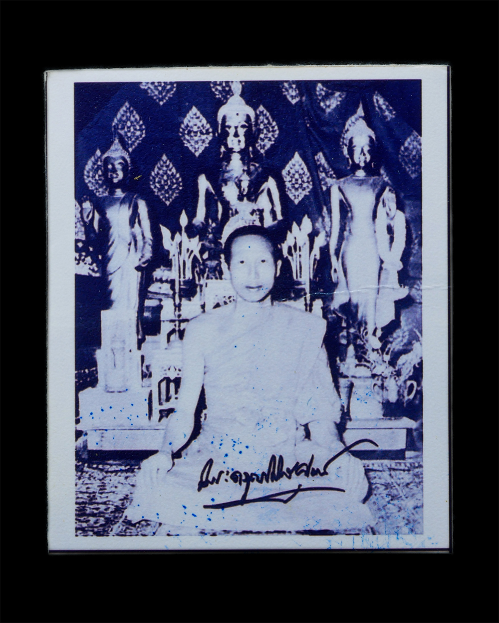 1.jpg - รูปถ่ายหลวงพ่อเกลี้ยง มนุญฺโญ (พระครูพิศิษฐชโลปการ) วัดเนินสุทธาวาส จ.ชลบุรี พระเกจิดังต้นตำรับ หนุมานชาญสมร วัตถุมงคลของท่านมีประสบการณ์มาแล้วมากมาย  [..] | https://kamulet.in.th