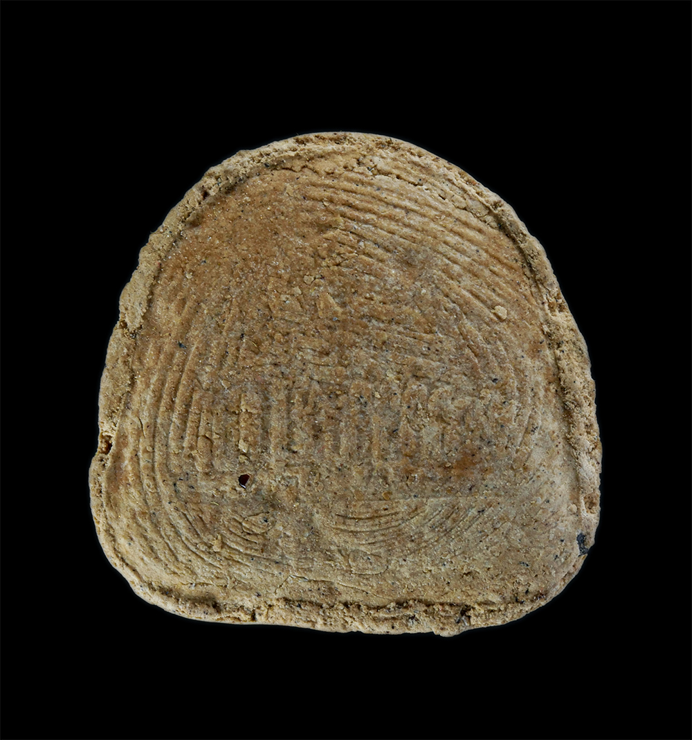 2.jpg - พระปิดตาอุดมสมบูรณ์ หลวงปู่เกลี้ยง มนุญฺโญ (พระครูพิศิษฐชโลปการ) วัดเนินสุทธาวาส อ.เมือง จ.ชลบุรี รุ่นบูรณะอุโบสถ ปี2556 เนื้อผงพุทธคุณ ผงว่าน หลวงปู่ [..] | https://kamulet.in.th