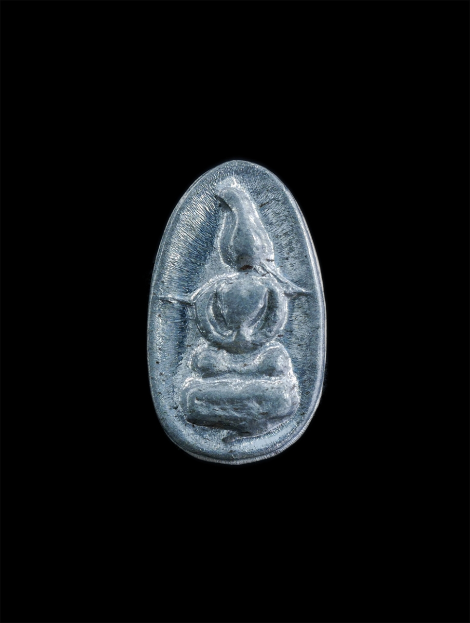 1.jpg - พระพิจิตรเม็ดข้าวเม่า ๙๓๙ รุ่นปีฉลองย้อนรอยอดีตพิจิตรสถาพร ๙๓๙ พ.ศ.2540 เนื้อชิน ผสมมวลสารพระพิจิตรเม็ดข้าวเม่ากรุเก่าจำนวนมาก ตอก2โค๊ด พิธีปลุกเสกยิ่ [..] | https://kamulet.in.th