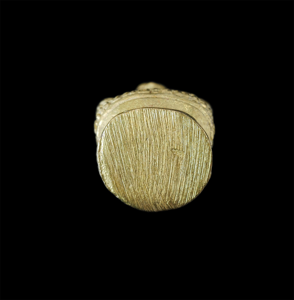 3.jpg - รูปหล่อหลวงพ่อเจ้าหัวครู รุ่นคุ้มภัยบันดาบโชค วัดโฆษา บ้านท่าช้าง ต.ห้วยไร่ อ.หล่มสัก จ.เพชรบูรณ์ ปี2551 เนื้อทองผสม พระเก่าสวย มวลสารดี พร้อมกล่องเดิ [..] | https://kamulet.in.th