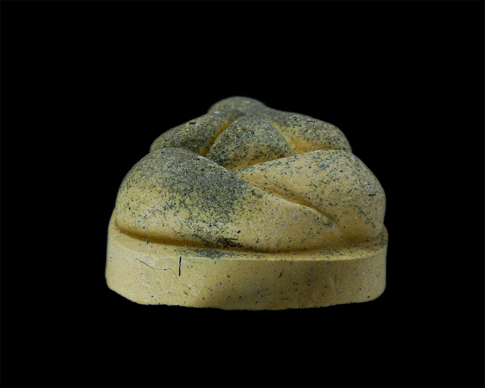 3.jpg - พระปิดตาปลดหนี้ หลวงปู่คม คมวฑฺฒโน วัดเขาเจริญสุข ต.เขาหินซ้อน อ.พนมสารคาม จ.ฉะเชิงเทรา เนื้อผงพุทธคุณ ผสมเกศา โรยผงตะไบทอง สร้างน้อยหายาก | https://kamulet.in.th