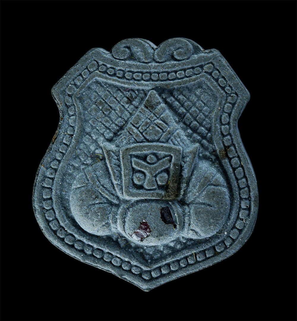 1.jpg - พระราหู รุ่น 249 วัดบำเพ็ญเหนือ มีนบุรี กรุงเทพฯ เนื้อผงพุทธคุณ ผงว่าน ผงใบลาน ฝังพลอยปลุกเสก พระเก่าสวย มวลสารดี พิธีเข้มขลัง พร้อมกล่องเดิมๆ น่าเก็บ [..] | https://kamulet.in.th