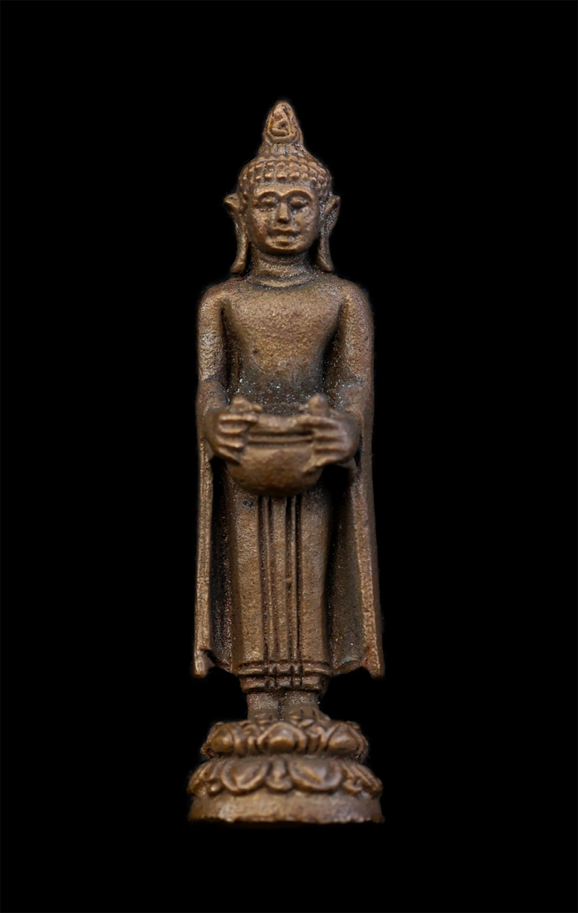 1.jpg - รูปหล่อ หลวงพ่อแก่นจันทร์ รุ่นเสาร์ห้า ปี2536 วัดช่องลม จ.ราชบุรี เนื้อทองผสม ปลุกเสกพิธีใหญ่ มีเกจิอาจารย์ผู้ทรงวิทยาคมหลายท่านร่วมปลุกเสก พระเก่าสวย [..] | https://kamulet.in.th