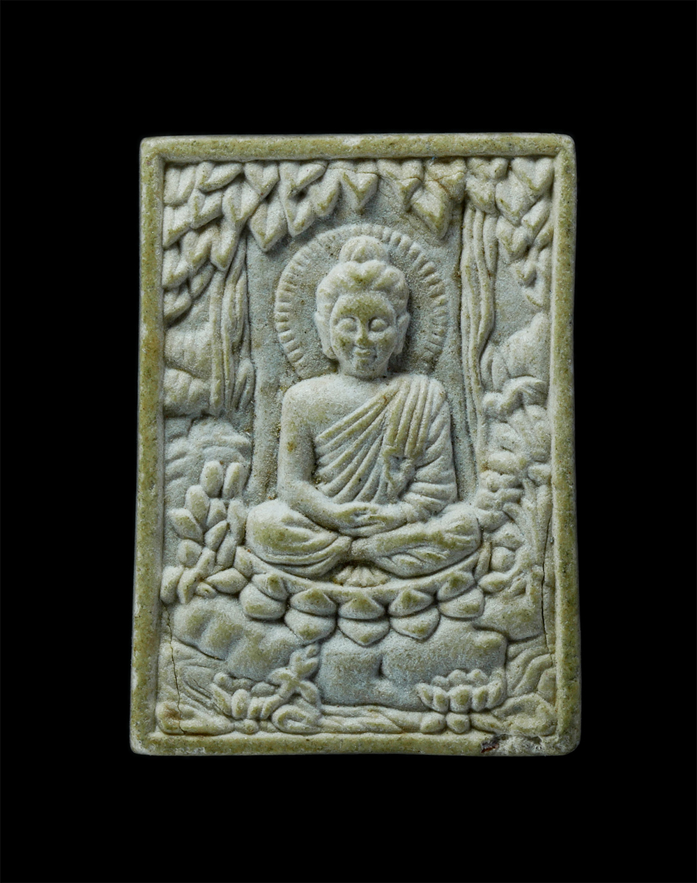 1.jpg - พระผง พระพุทธเจ้าปางสมาธิใต้ต้นโพธิ์ หลวงตาชัย วัดหินโค้ง อ.บ้านค่าย จ.ระยอง ปี2535 เนื้อผงพุทธคุณ ผงว่าน พระเก่าสวย น่าเก็บสะสมบูชา | https://kamulet.in.th