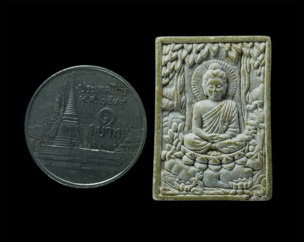 3.jpg - พระผง พระพุทธเจ้าปางสมาธิใต้ต้นโพธิ์ หลวงตาชัย วัดหินโค้ง อ.บ้านค่าย จ.ระยอง ปี2535 เนื้อผงพุทธคุณ ผงว่าน พระเก่าสวย น่าเก็บสะสมบูชา | https://kamulet.in.th