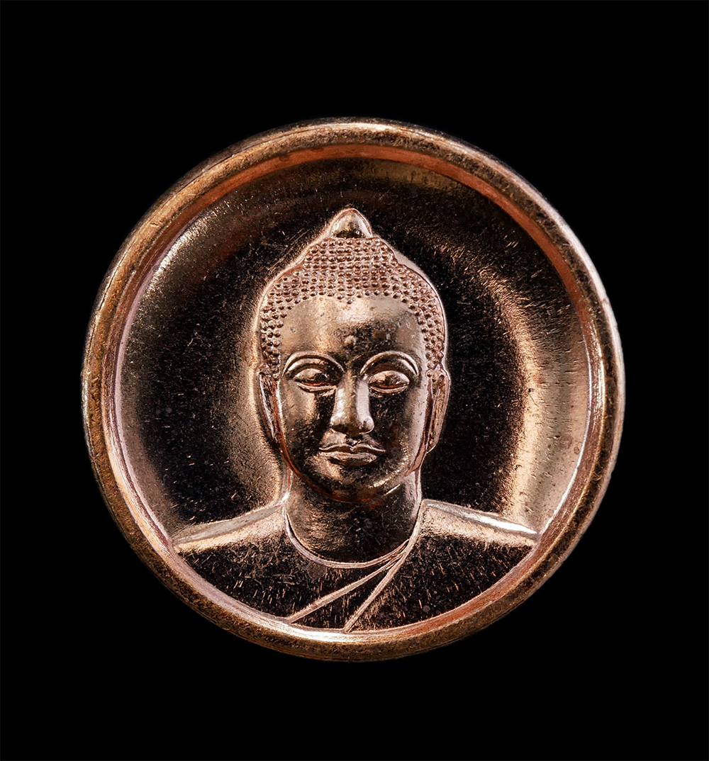 1.jpg - เหรียญพระรัตนตรัย เป็นที่พึ่งที่ระลึกอันสูงสุด ครบ 40 ปี วัดพระธรรมกาย ปี พ.ศ. 2513 – 2553 เนื้อทองแดง | https://kamulet.in.th