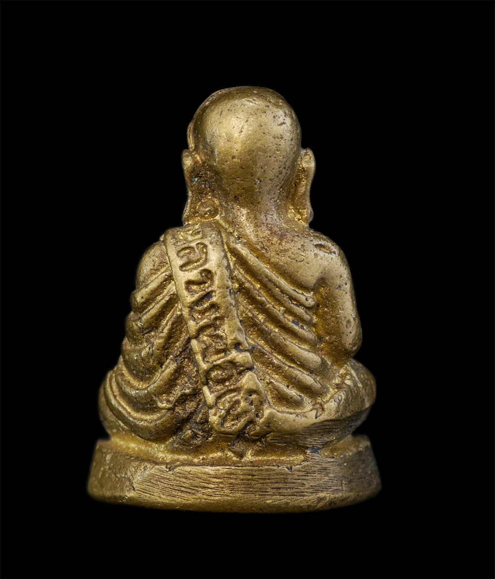 2.jpg - รูปหล่อหลวงพ่อเงิน วัดบางคลาน จ.พิจิตร  องค์เล็ก เนื้อทองผสม ไม่ทราบข้อมูลการจัดสร้าง | https://kamulet.in.th