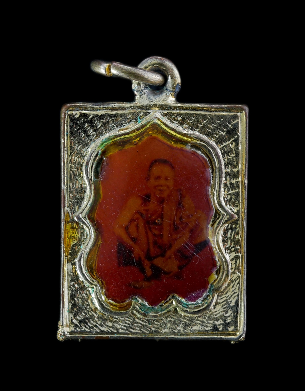 1.jpg - ล็อกเก็ตเก่า หลวงพ่อคูณ ปริสุทโธ วัดบ้านไร่ อ.ด่านขุนทด จ.นครราชสีมา | https://kamulet.in.th