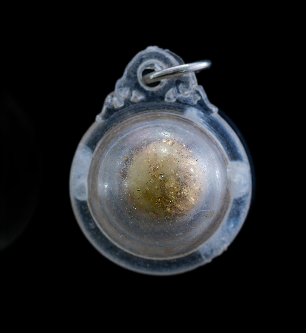 2.jpg - ลูกอมปิดทอง หลวงพ่อศรี(พระครูศรีพนัสนิคม) วัดใหม่นาวังหิน อ.พนัสนิคม จ.ชลบุรี | https://kamulet.in.th