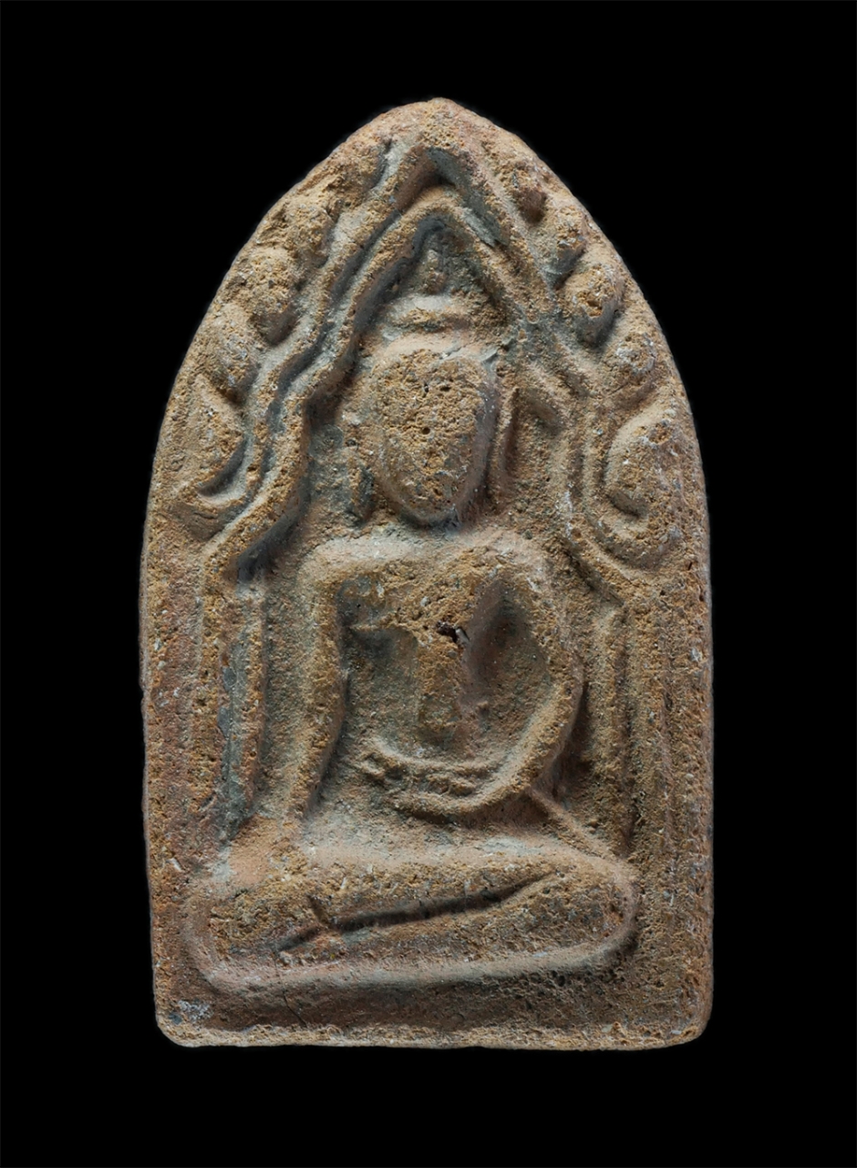 1.jpg - พระขุนแผนเนื้อดิน พิมพ์ห้าเหลี่ยมทรงพลใหญ่ หลวงพ่อปลัดทวี วัดบ้านกร่าง จ.สุพรรบุรี พ.ศ.2492-2512 | https://kamulet.in.th