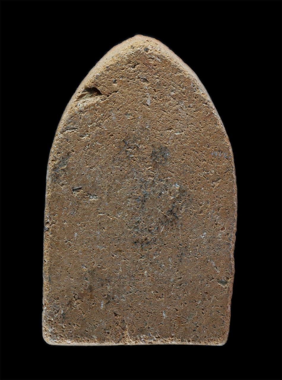 2.jpg - พระขุนแผนเนื้อดิน พิมพ์ห้าเหลี่ยมทรงพลใหญ่ หลวงพ่อปลัดทวี วัดบ้านกร่าง จ.สุพรรบุรี พ.ศ.2492-2512 | https://kamulet.in.th