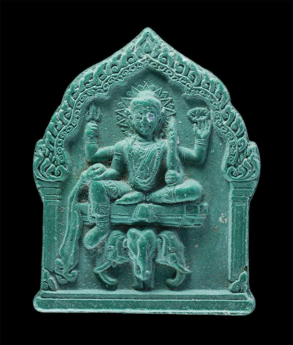 1.jpg - สมเด็จอมรินทราธิราช (พระอินทร์) ประธานพร คุ้มครอง สร้างปี 2550 พิมพ์ใหญ่ วัดพระพุทธฉาย จ.สระบุรี เนื้อผงพุทธคุณ ผงว่าน สีเขียว(มีแป้งเจิม หน้าองค์พระ) [..] | https://kamulet.in.th