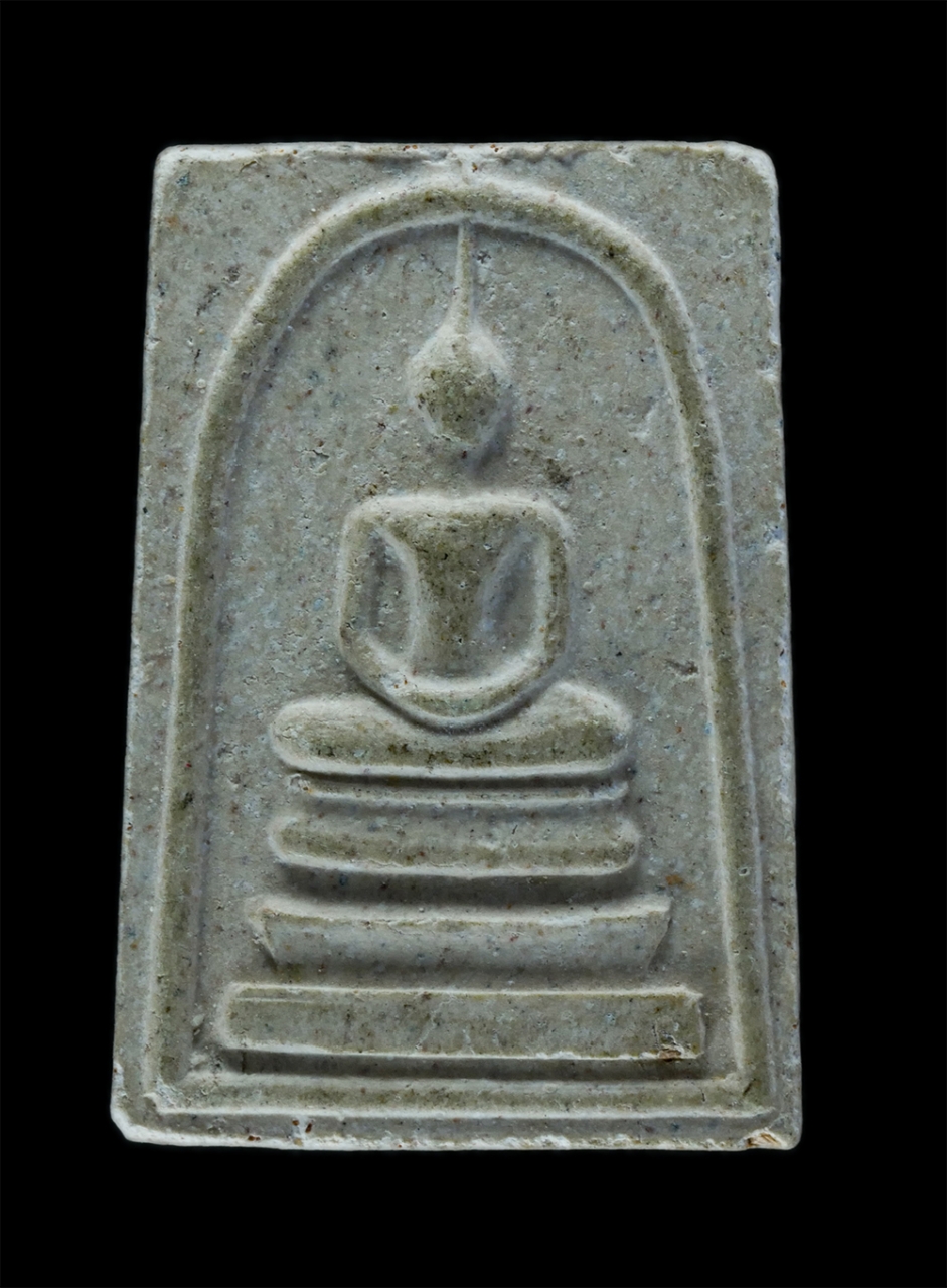 1.jpg - พระสมเด็จเขาล้าน ศูนย์ปฏิบัติธรรมเขาล้าน จ.กาญจนบุรี เนื้อผงพุทธคุณ ผงว่าน พระเก่าสวย มวลสารดี | https://kamulet.in.th