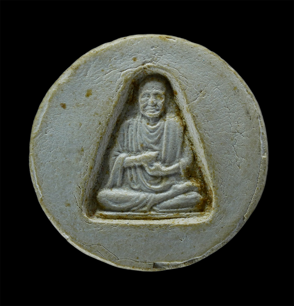 2.jpg - พระผงรูปพระจุลจอมเกล้าเจ้าอยู่หัว ร.5 หลังสมเด็จพุฒาจารย์ โต พรหมรังษี เนื้อผงพุทธคุณ  | https://kamulet.in.th