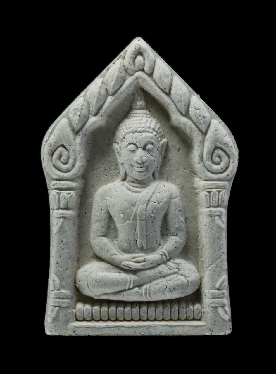 1.jpg - พระขุนแผนหลังกุมารสมบัติ หลวงพ่อทอง วัดสามปลื้ม กรุงเทพฯ พิธีไหว้ครูประจำปี 2548 เนื้อผงพุทธคุณ ผงว่าน พระเก่าสวย มวลสารดี พิธีเข้มขลัง พร้อมกล่องเดิม [..] | https://kamulet.in.th