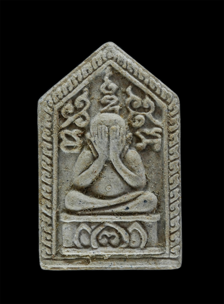 1.jpg - พระปิดตาห้าเหลี่ยม หลังหลวงพ่อพูน(พระครูพิพัฒน์ศีลคุณ) วัดตาลล้อม จ.ชลบุรี ปี2539 อนุสรณ์ 44 ปี เนื้อผงพุทธคุณ ผงว่าน ผงเก่าหลวงพ่อพูน พระเก่าสวย มวลส [..] | https://kamulet.in.th