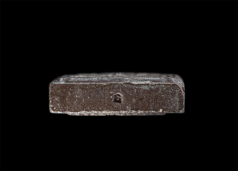 3.jpg - พระขุนแผนหลวงพ่อเอียด อินทวังโส(พระสุนทรธรรมานุวัตร) วัดไผ่ล้อม ต.สะพานไทย อ.บางบาล จ.พระนครศรีอยุธยา ปี2548 เนื้อผงพุทธคุณ ผงว่าน สีน้ำตาล ตอดโค๊ต อ  [..] | https://kamulet.in.th