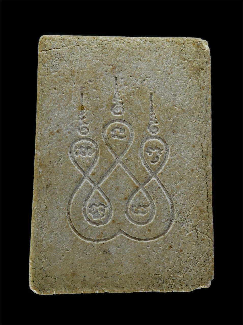 2.jpg - พระประจำวันจันทร์ หลังยันต์ห้า เนื้อผงพุทธคุณ พระเก่าสวย | https://kamulet.in.th