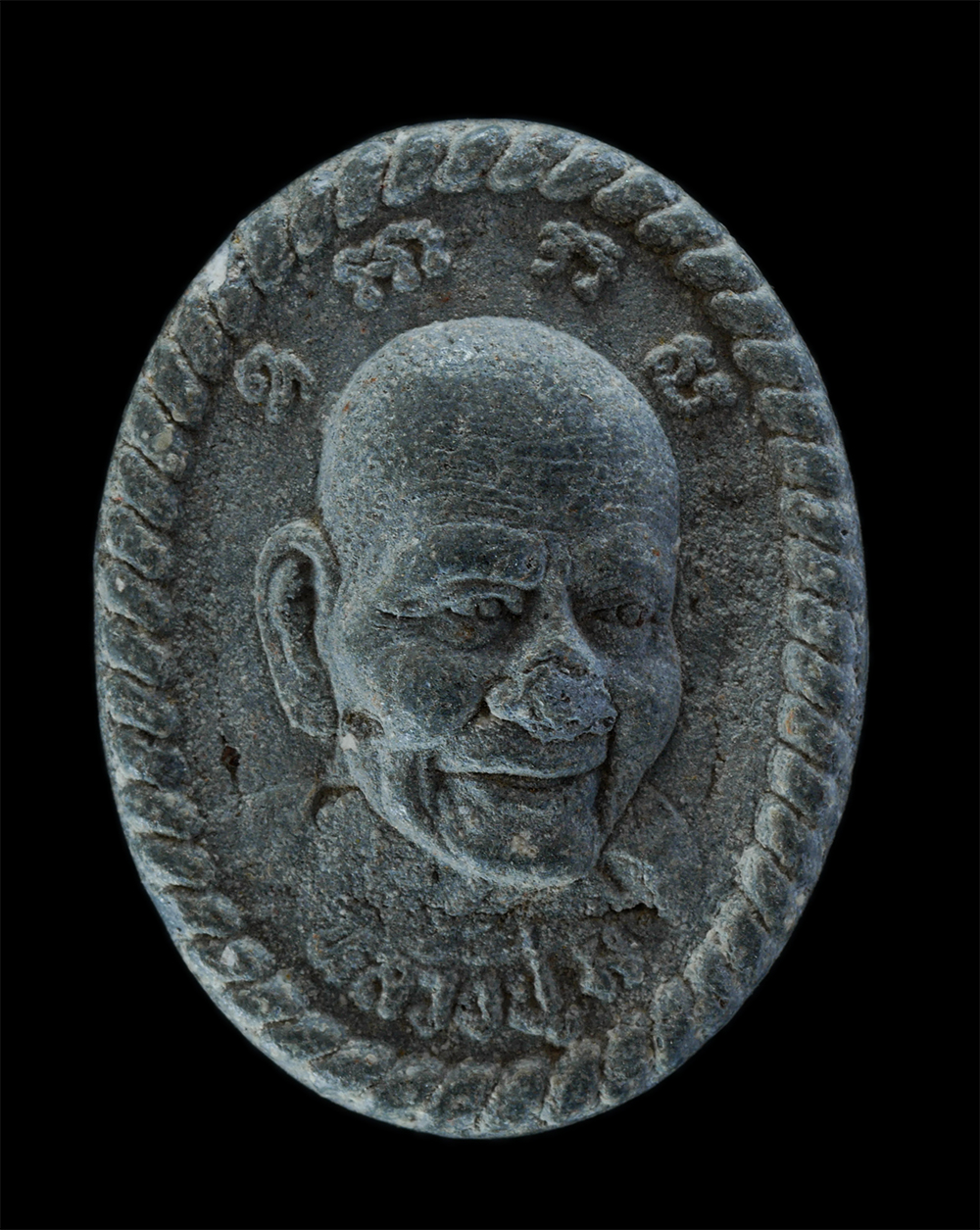 1.jpg - พระผงดวงเศรษฐี มีรวยทรัพย์ หลวงปู่มี ฐิตสาโร(พระครูมหามงคลปัจจันตเขต) วัดบ้านโพนทอง ต.ด่าน อ.กาบเชิง จ.สุรินทร์ เนื้อผงพุทธคุณ ผงว่าน ผงใบลาน พระเก่าส [..] | https://kamulet.in.th