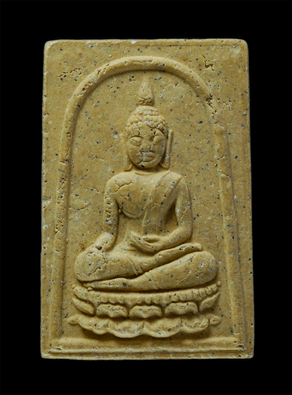 1.jpg - พระผงพระเจ้าใหญ่ ที่ระลึกงานฝังลูกนิมิต ปี2545 วัดยางเครือ อ.สุวรรณภูมิ จ ร้อยเอ็ด เนื้อผงพุทธคุณ พระเก่ามวลสารดี พระเจ้าใหญ่วัดยางเครือองค์ศักดิ์สิทธ [..] | https://kamulet.in.th