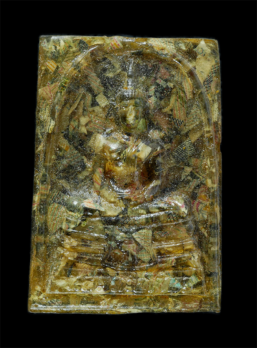 1.jpg - หลวงพ่อพุทธโสธร รุ่น เนื้อแบงค์ขวัญถุงมหาเศรษฐี ปี2540 วัดโสธรวรารามวรวิหาร จ.ฉะเชิงเทรา โดยนำธนบัตรเก่าแบงค์จริงๆ ชนิด 1,000 ,500,100,20 บาท มาทำเป็น [..] | https://kamulet.in.th